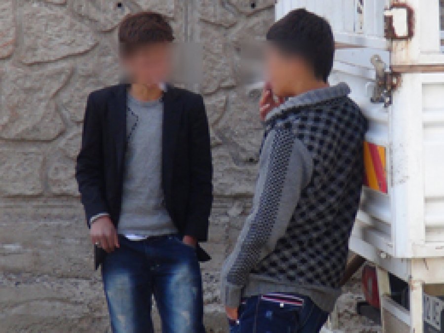 Karlıova'da Bir Öğrencide Silah Yakalandı