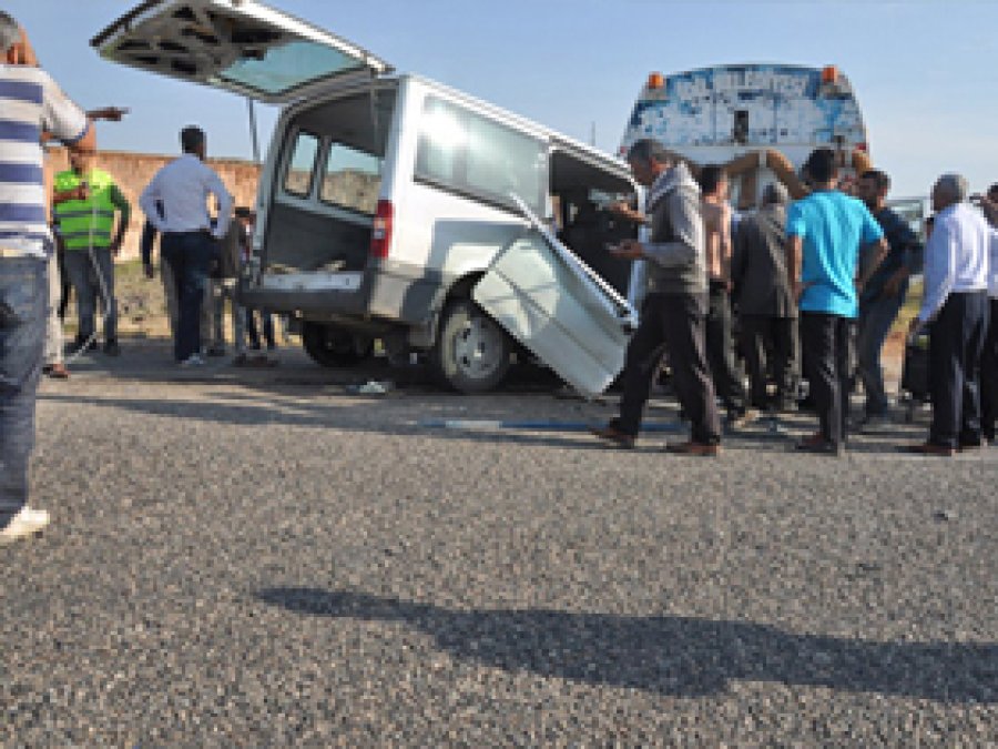 İdil'de Trafik Kazası: 3 Ölü