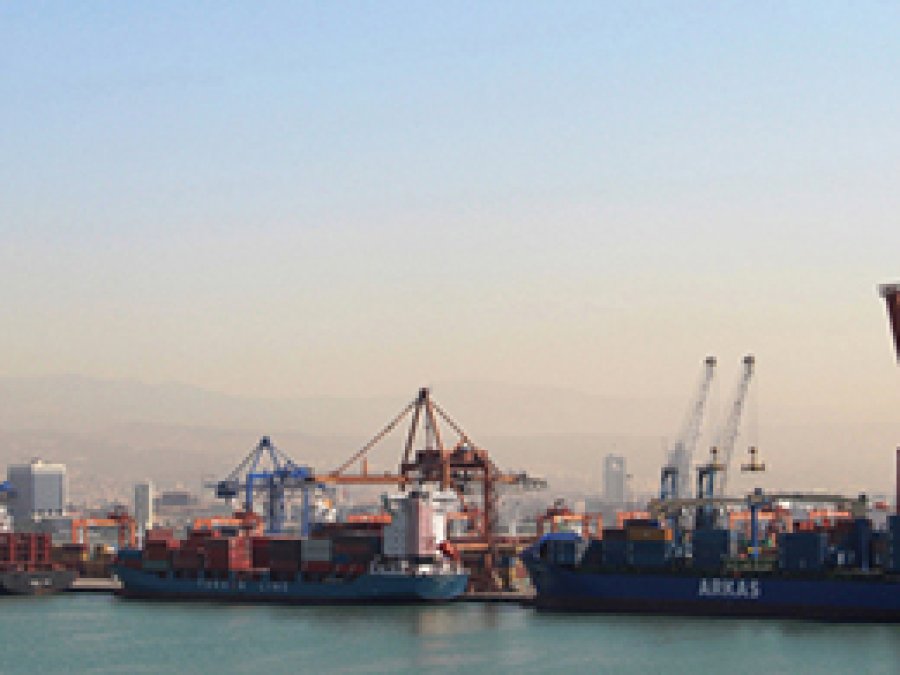 Ege'de İhracat İthalatı Geçti