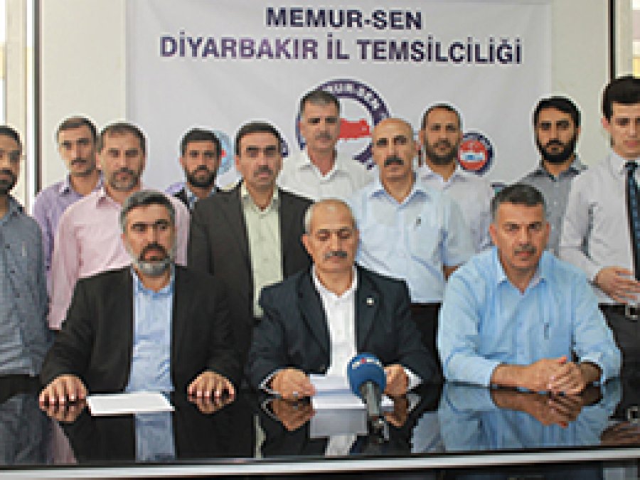 Halk Rezil Konserin Yapılacağı Mekana Yürüyecek