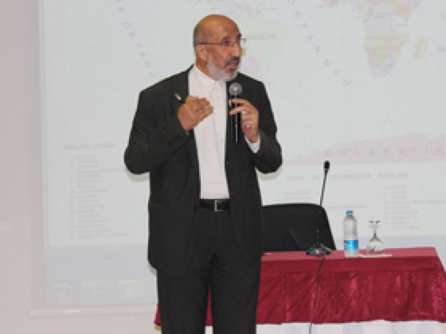 "Demokratikleşme Sürecinde Türkiye"