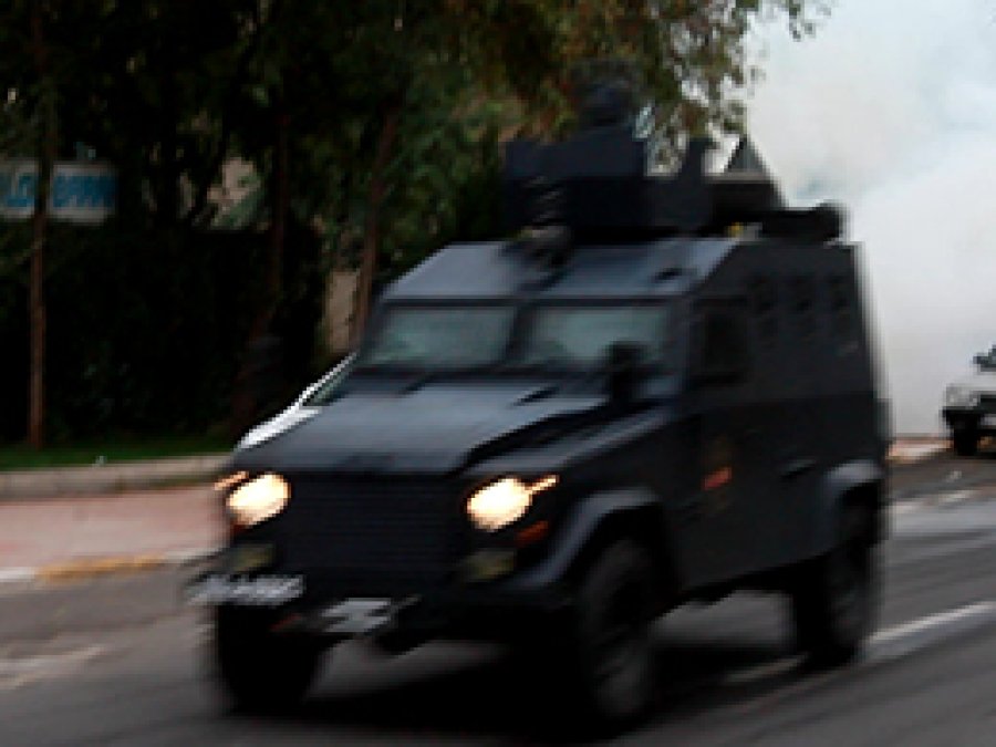 Diyarbakır'da Polis Aracı Çocuğa Çarptı