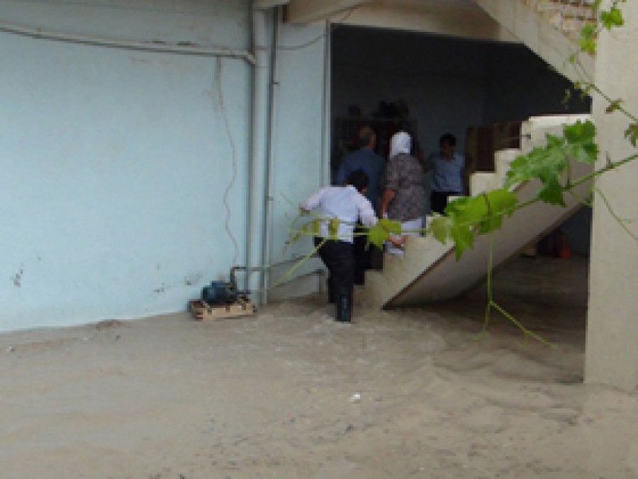Nusaybin'de Evleri Su Bastı