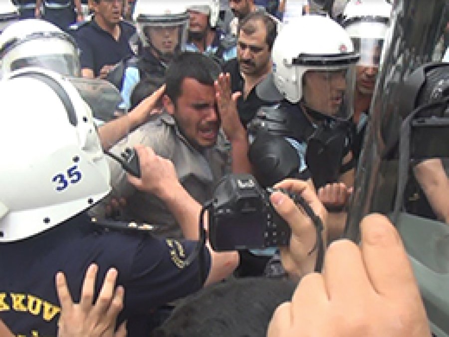 Olaylı Reyhanlı Protestosu: 27 Gözaltı 