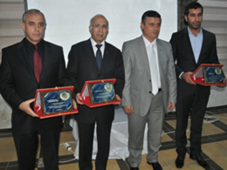 En Fazla Prim Ödeyen 10 İşverene Plaket