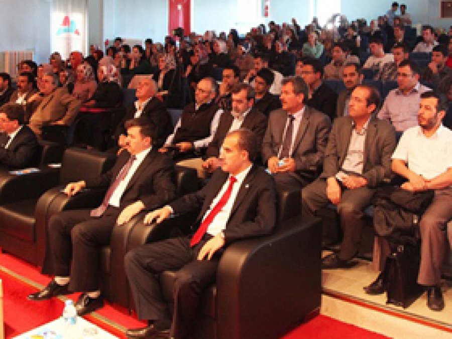 Ağrı'da Ahmed-i Hani'yi Anma Günleri Başladı