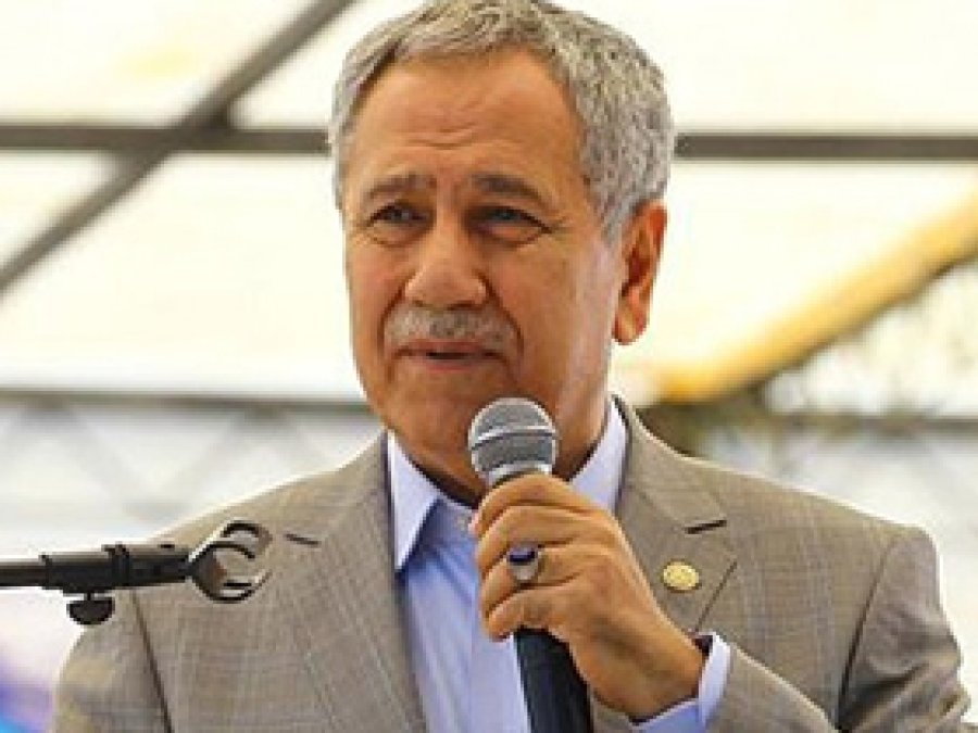 Arınç'tan 10. Yıl Marşı Tepkisi