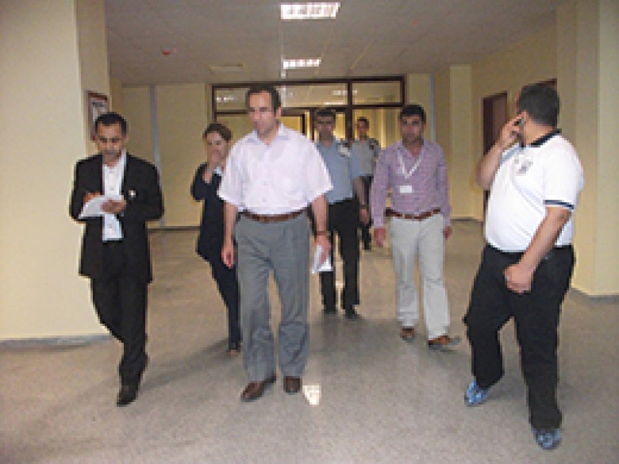 Hastanelere Gece Denetimleri Sürüyor