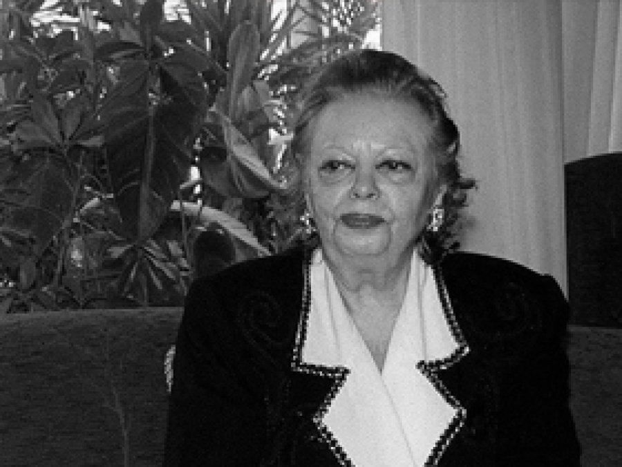 Nazmiye Demirel Hayatını Kaybetti