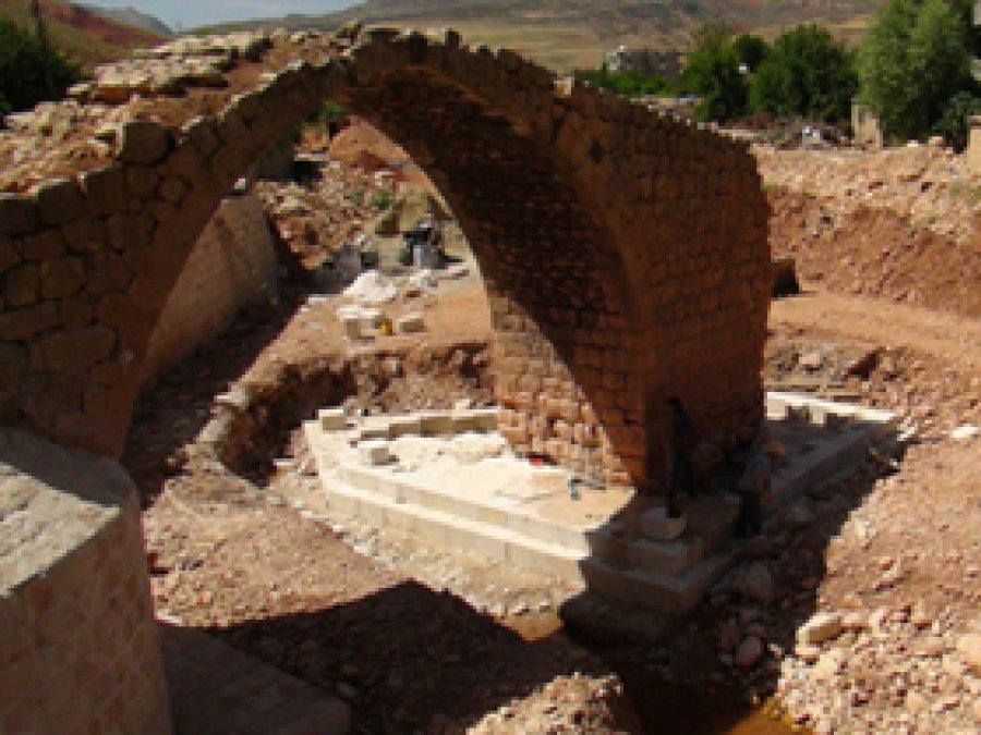 Tarihi Köprü Restore Edilecek