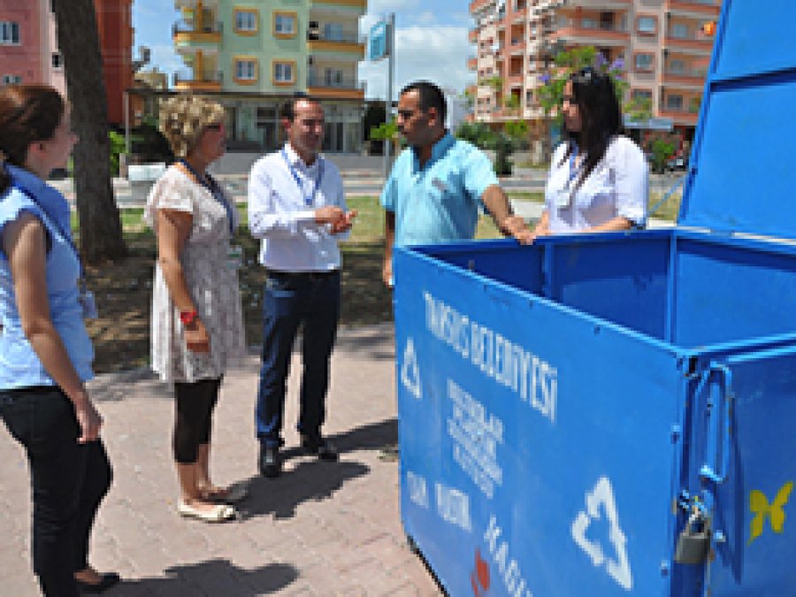 Mahalle Sakinlerine 'Geri Dönüşüm' Eğitimi Verildi