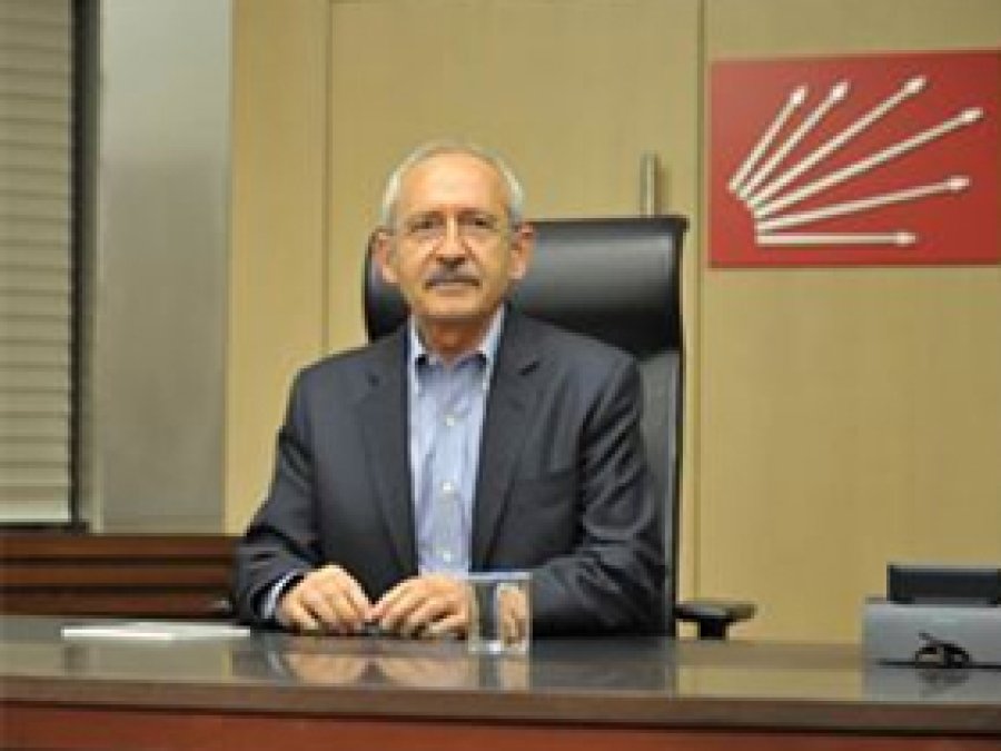 Kılıçdaroğlu, Gül'den Liderler Zirvesi Talep Etti