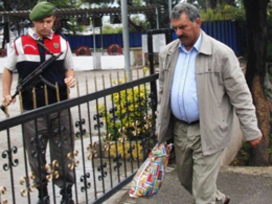 Mehmet Öcalan İmralı'ya Gidiyor