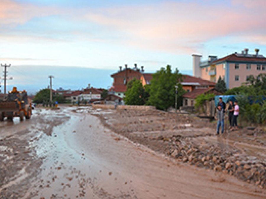 Malatya'da 67 Ev ve İşyeri Selden Zarar Gördü