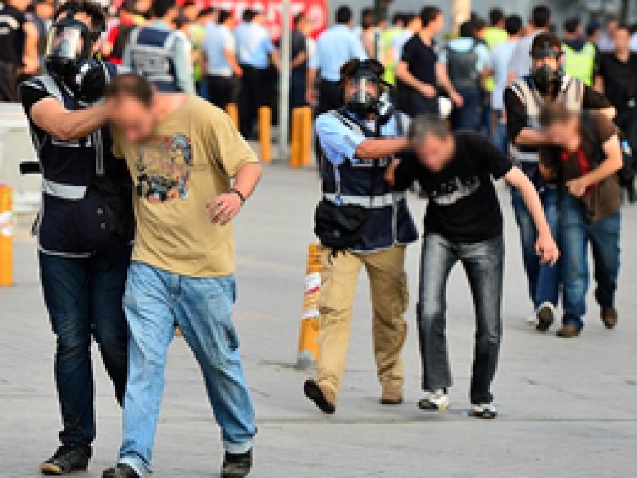 Gezi'de 18 Tutuklama