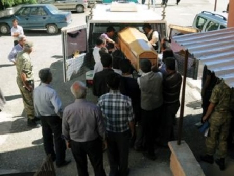 Bunalıma Giren Yaşlı Adam İntihar Etti
