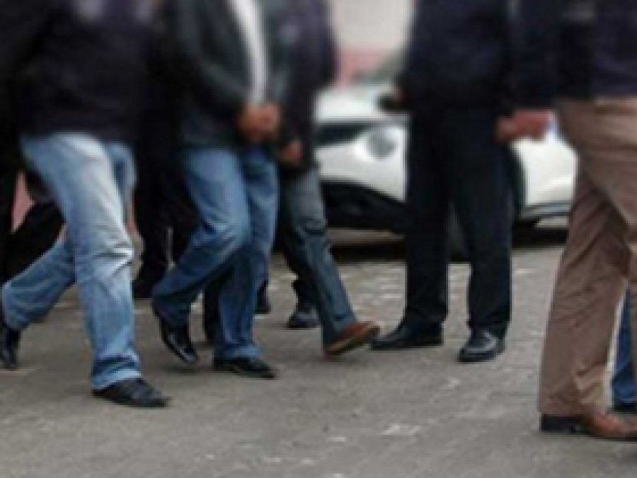 Cizre'de 13 Gözaltı