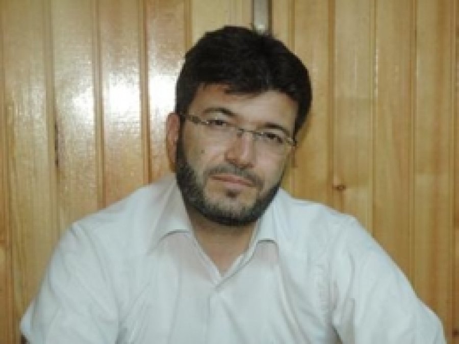 'Beşeri Kanunlar Hiç Bir Beşeri Mutlu Etmemiştir'