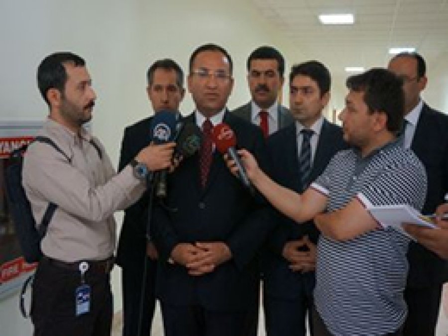 Bozdağ, Mısır'daki Darbeyi Değerlendirdi
