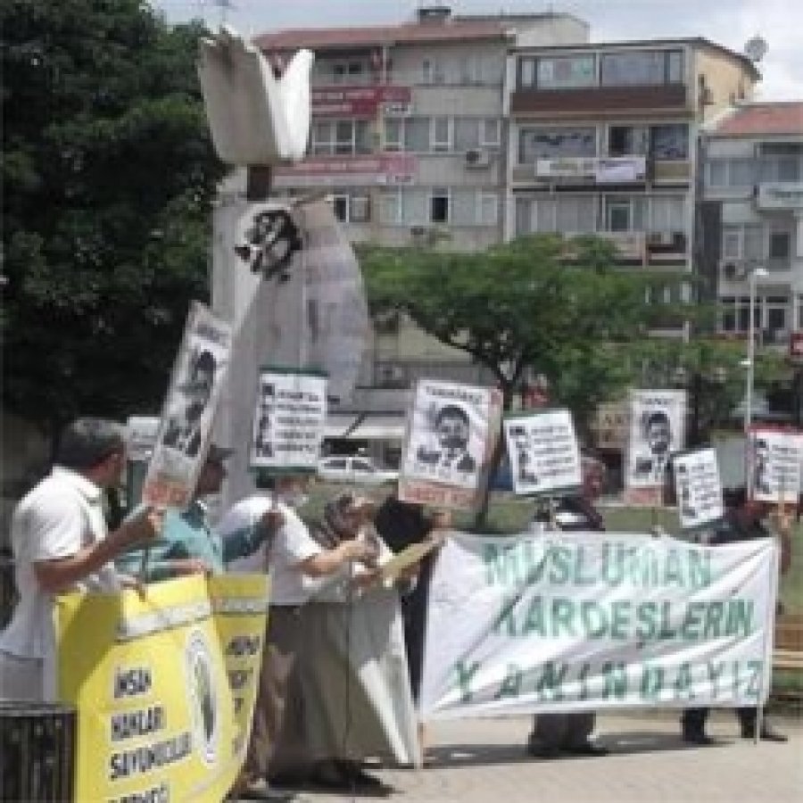 'Sisi, Mursi'ye Değil Ümmete Darbe Yapmıştır'