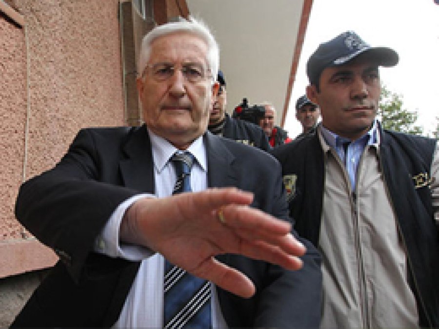 İşte Çevik Bir’in Çalışma Grubu