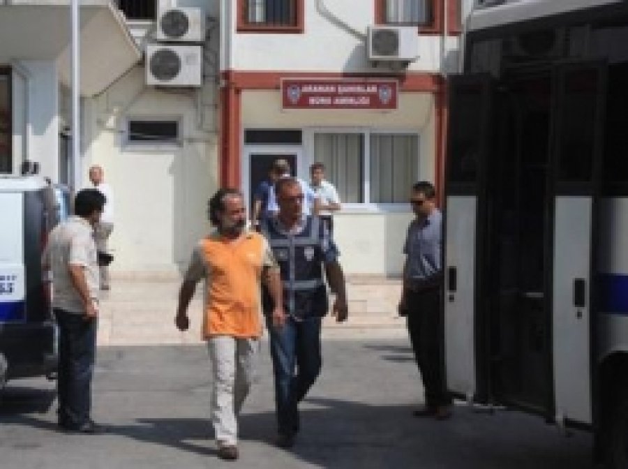 Gezi Parkı Protestocuları Adliyeye Sevk Edildi