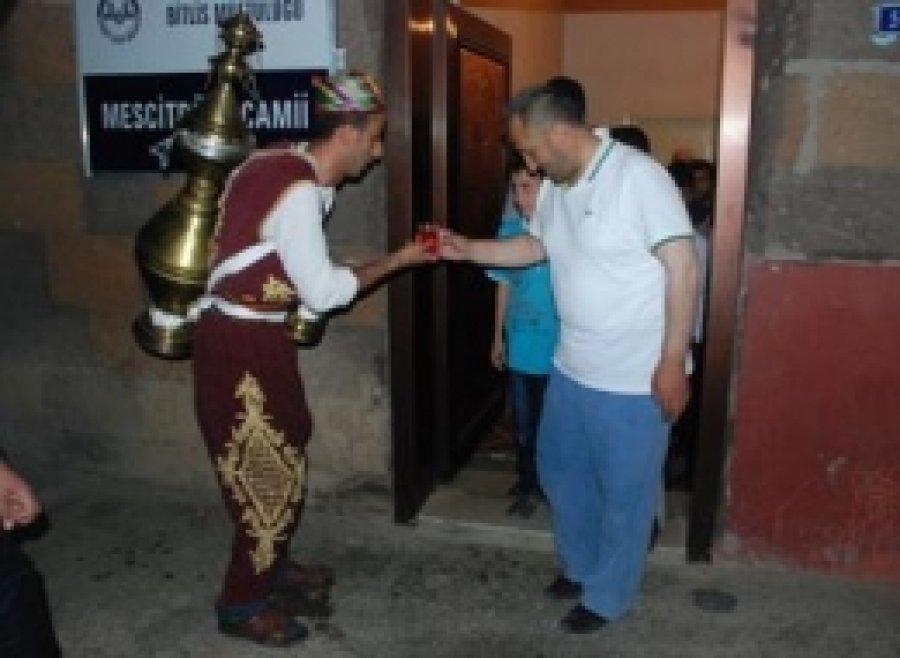 Teravih Namazından Sonra Osmanlı Şerbeti