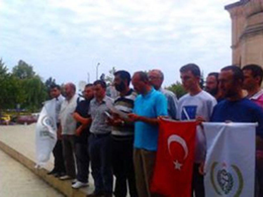 İHH'dan Ak Parti'li Belediyeye Tepki