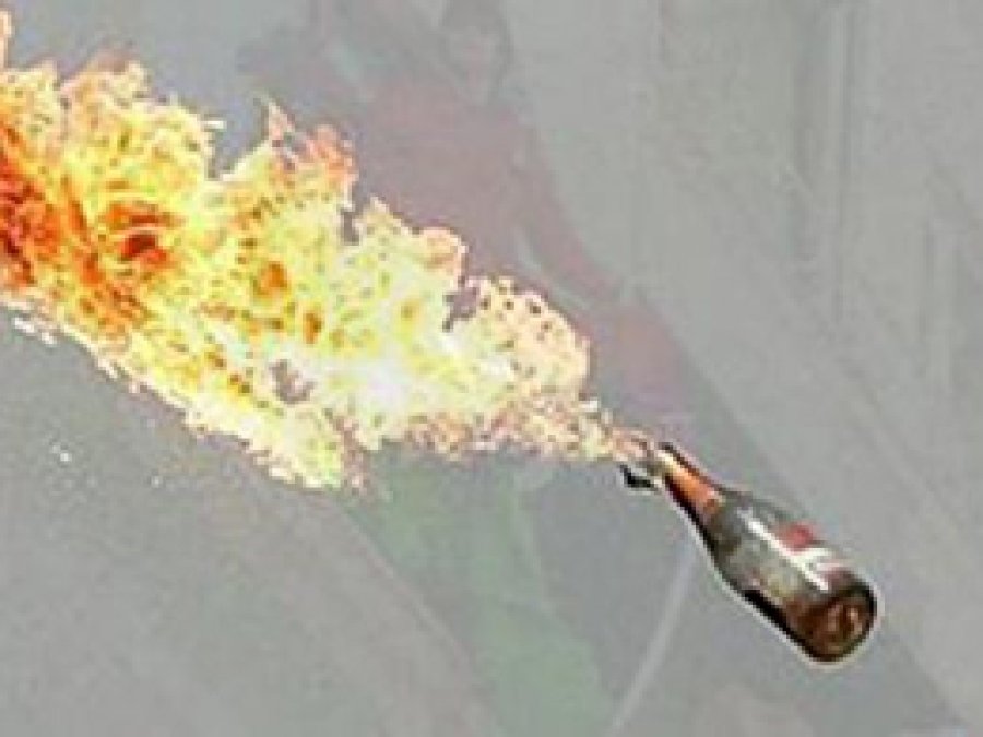 Yediveren Derneği'ne Molotoflu Saldırı