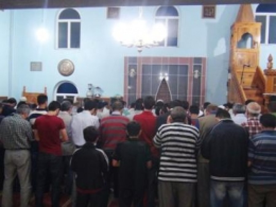 Mısır'Da Katledilenler İçin Gıyabi Cenaze Namazı