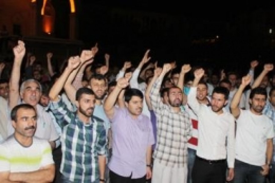 Mardinliler Mısır'daki Katliamı Lanetledi