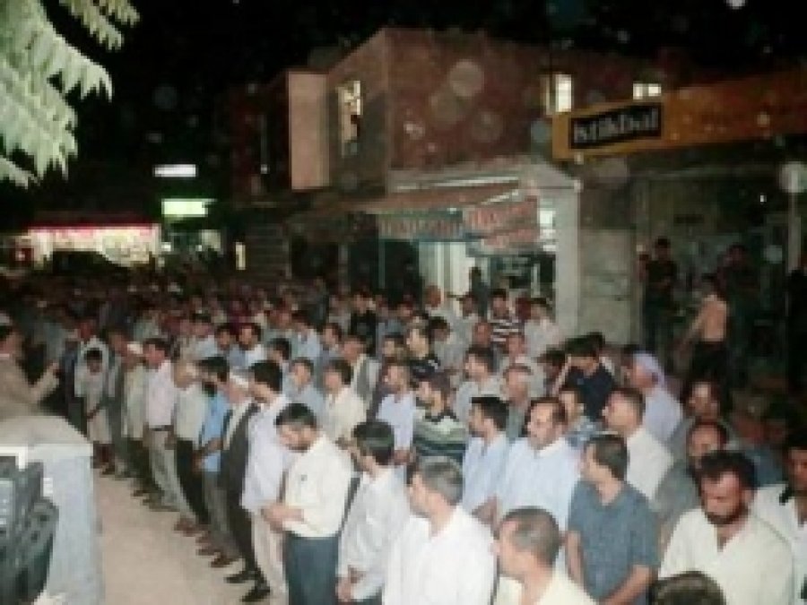 Hilvan'dan Adeviyye'ye Destek