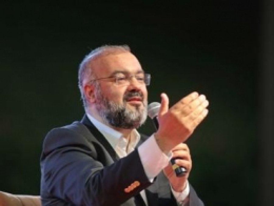"Peygamberimiz Bizlere En Büyük Örnektir"