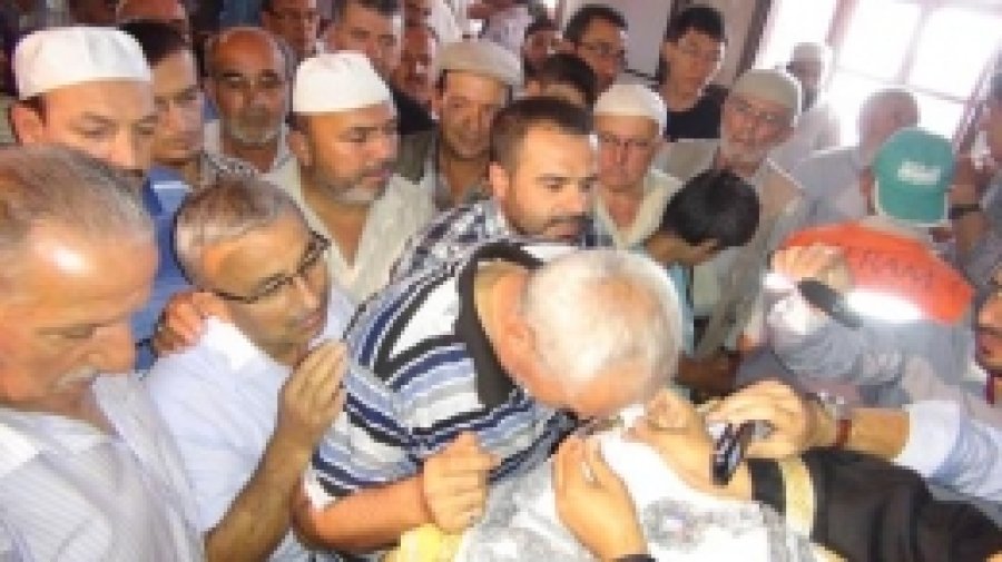 Tarsus'ta Sakal-ı Şerif'e Yoğun İlgi