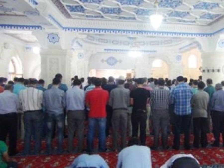 Tatvan'da Gıyabi Cenaze Namazı Kılındı