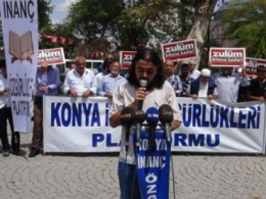 'Müslümanların Demokrasiye Güveni Kalmadı'
