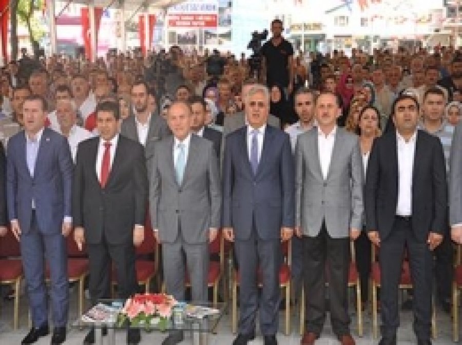 Esenler'de 1 Milyarlık Açılış Töreni