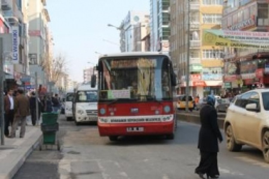 Diyarbakır'da Şehir İçi Ulaşım Ücretlerine Zam