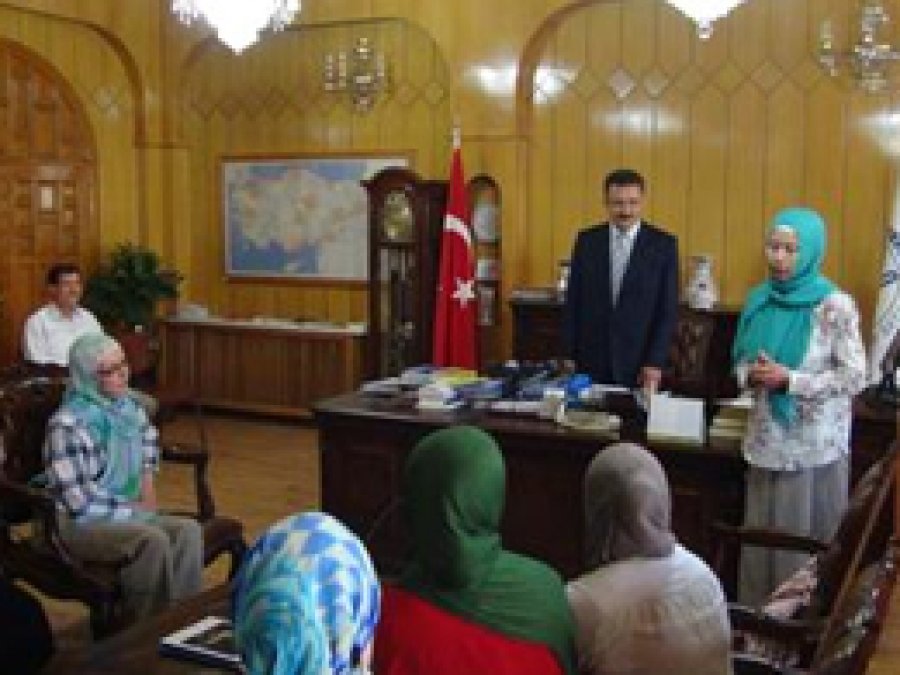 İslam Coğrafyasını Tanımaya Geldiler