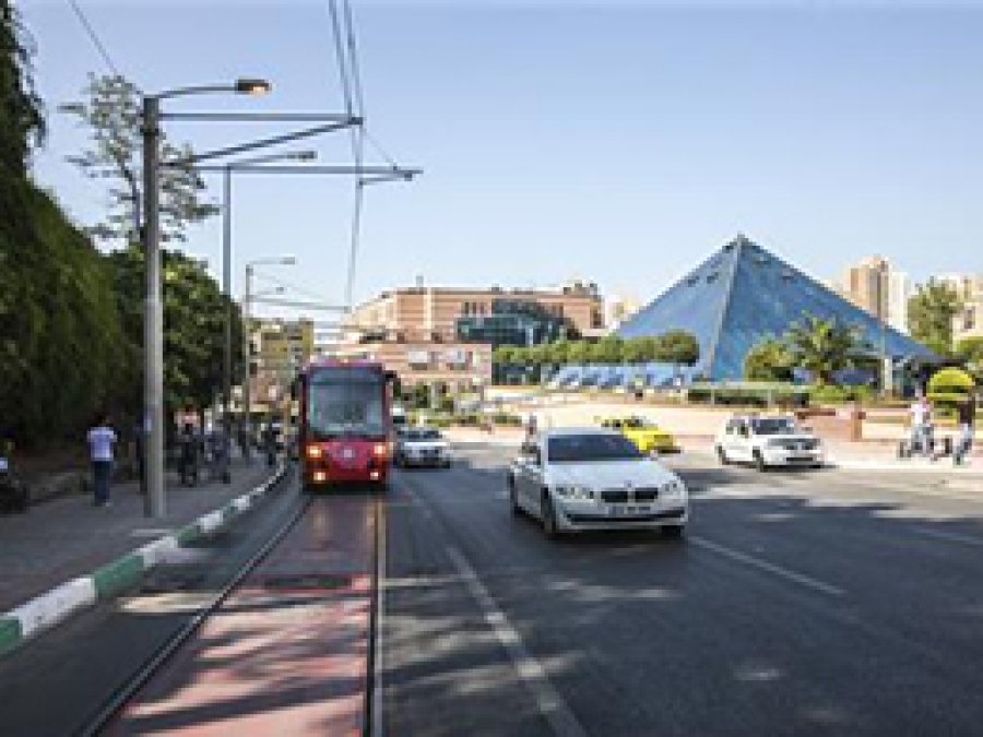 T1 Tramvay Hattına Park Yasağı
