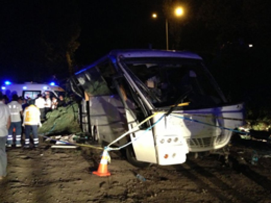 Sarıyer'de Midibüs Şarampole Yuvarlandı: 6 Ölü