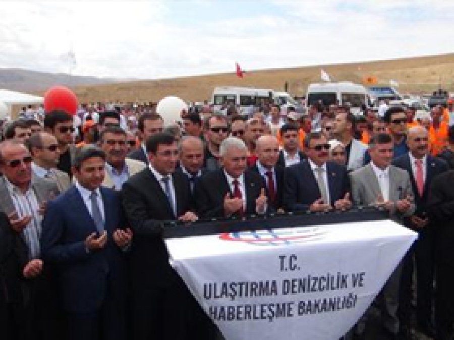 Bakanlardan 'Sürece Sahip Çıkalım' Çağrısı