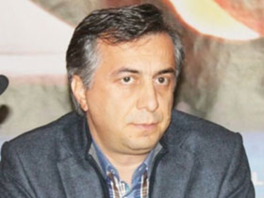 Prof. Azimli: Ağlayarak Ayrıldım