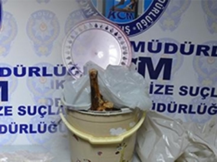 Et ve Peynir Kovalarında Eroin Çıktı 