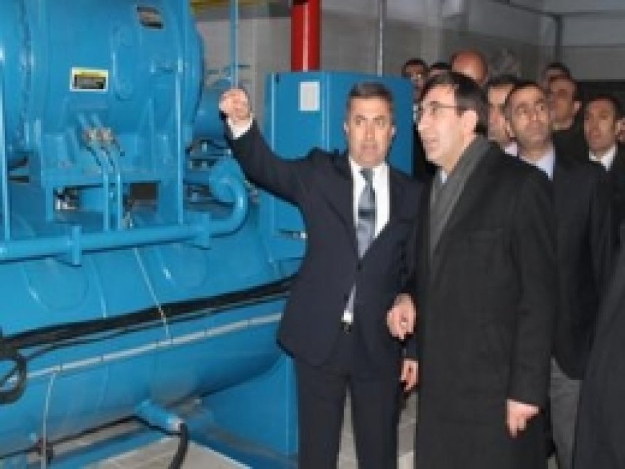 Bakan Yılmaz, Bingöl'de İncelemelerde Bulundu