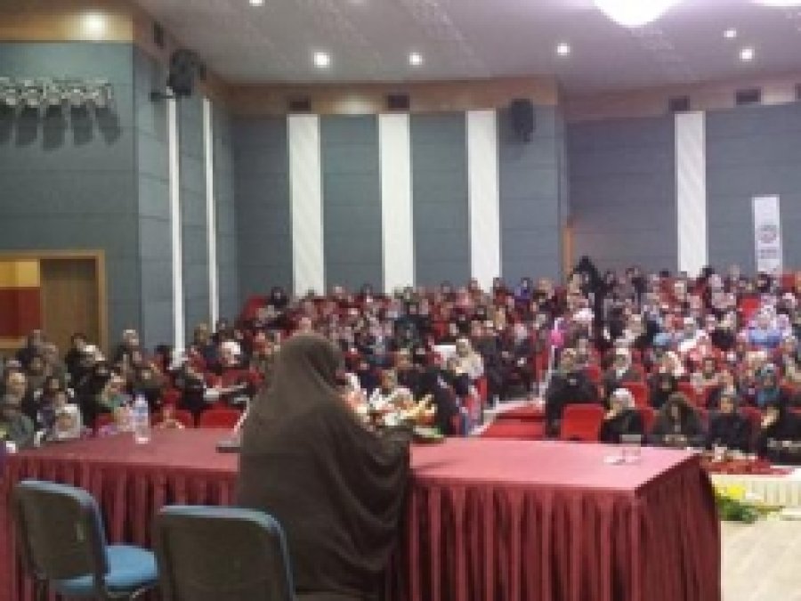 "Müslüman Kadının Rol Modeli Hz. Meryem'dir" 