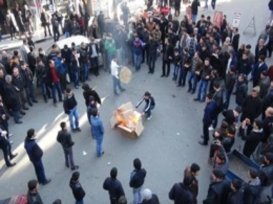 Esnaflar Kesintileri İsyan Ettirdi 