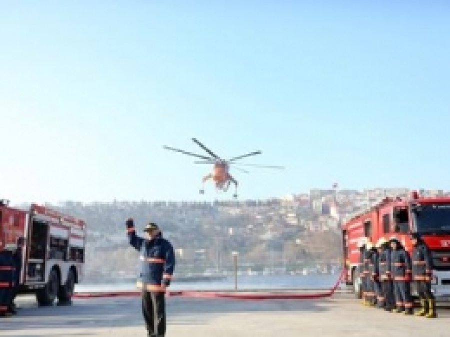 Yangınlara 'Alev Kartalı' İle Müdahale 