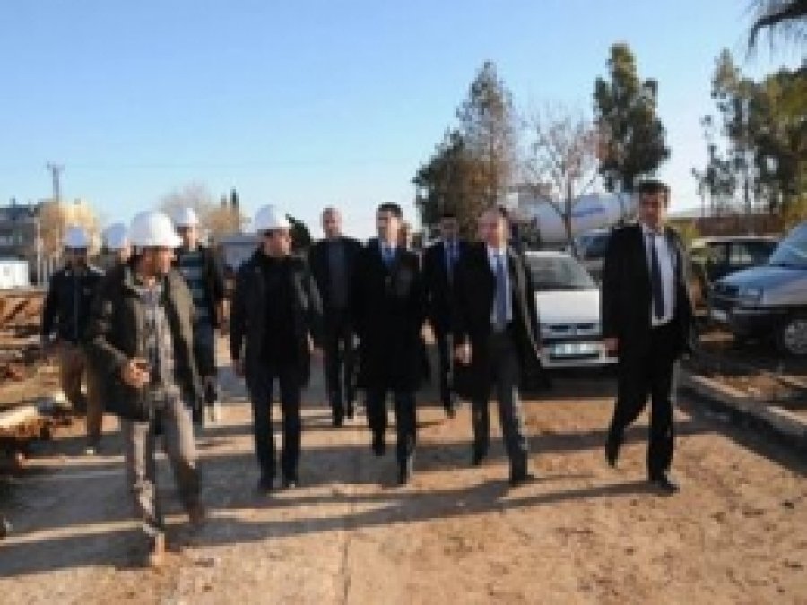 Vali Vekili Akçakale'de İncelemelerde Bulundu