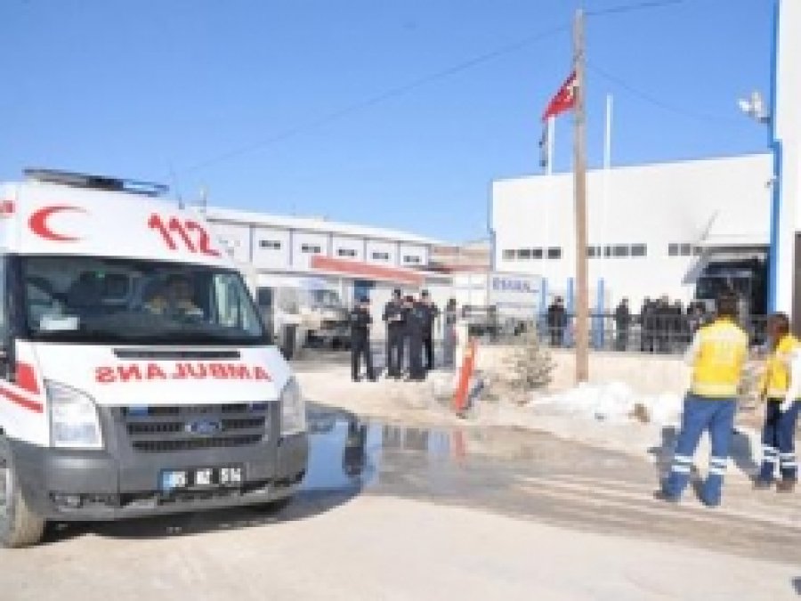 Kolonya Fabrikasında Patlama: 7 Yaralı